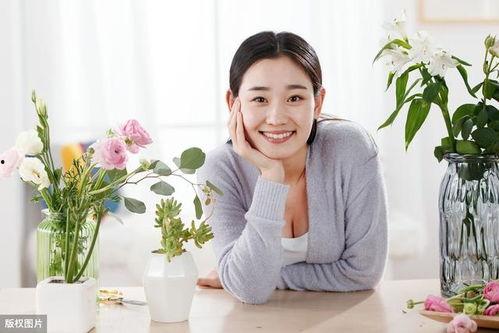 吃瓜群众英语作业,Exploring the World of Gossip: A Comprehensive Overview of the English Homework on Eavesdropping Culture