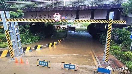 宅家吃瓜群众说说,揭秘网络热议背后的故事